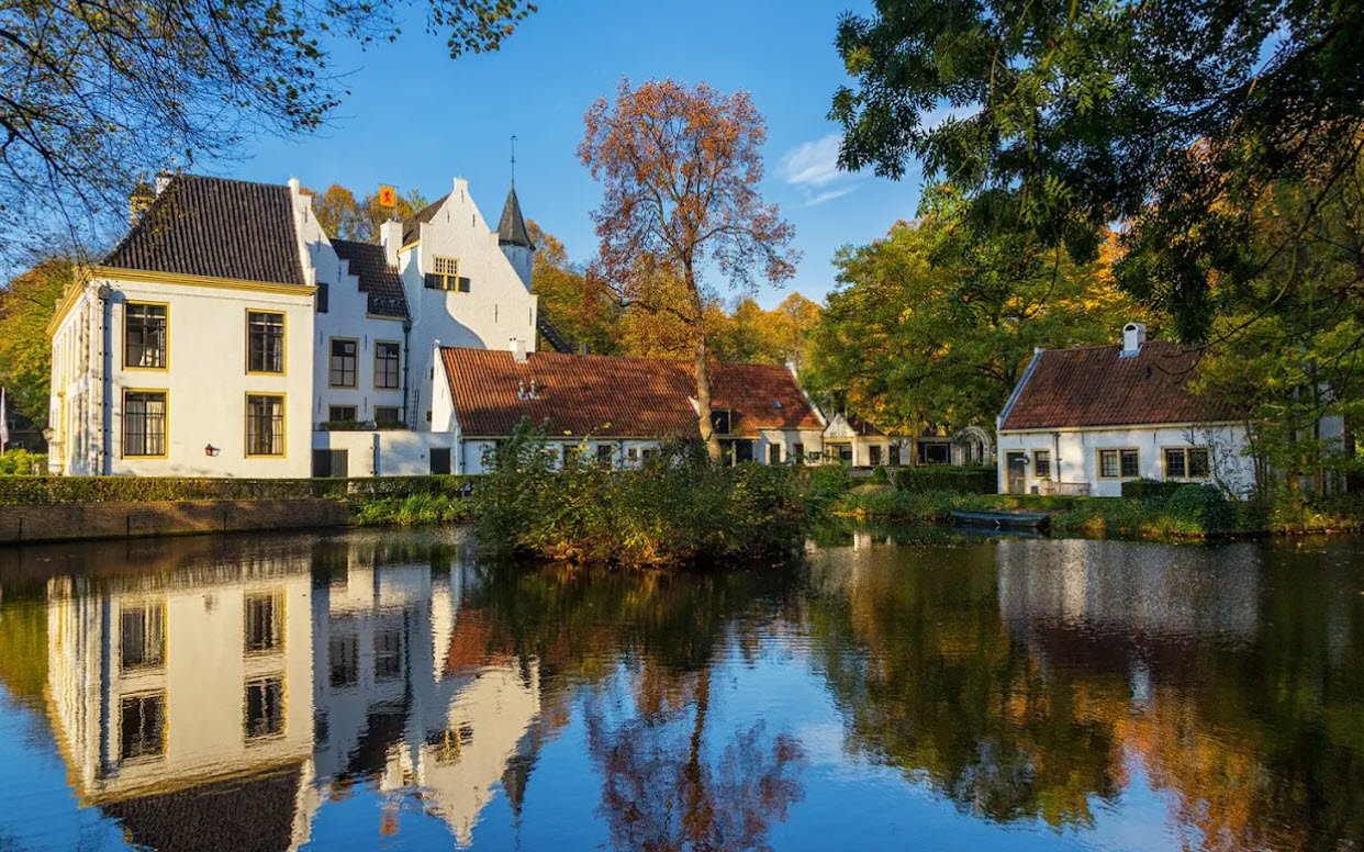 Het Kasteel van Rhoon, Netherlands